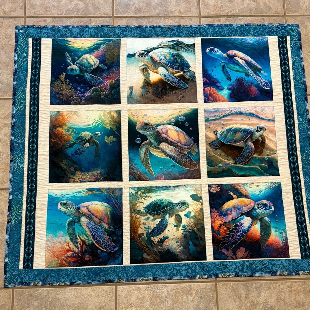 Sea Turtle Themed Quilt, machine quilted - Picture 2 of 13